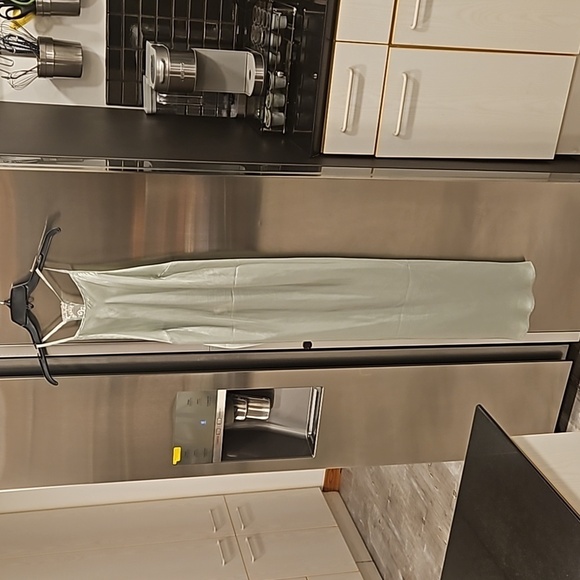 💕FREE PEOPLE💕 Sunset Shimmer Satin Midi Slipdress ~ Light Green Medium NWT - Picture 9 of 14